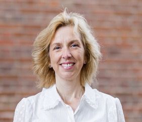 Viering met ds. Susanne van der Sluijs